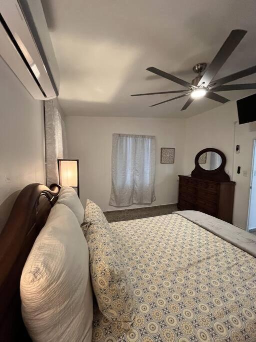 Casita 8 Minutes From Crashboat Beach Aguadilla Exterior photo