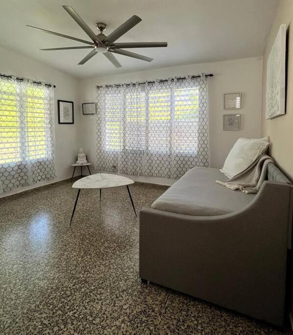 Casita 8 Minutes From Crashboat Beach Aguadilla Exterior photo